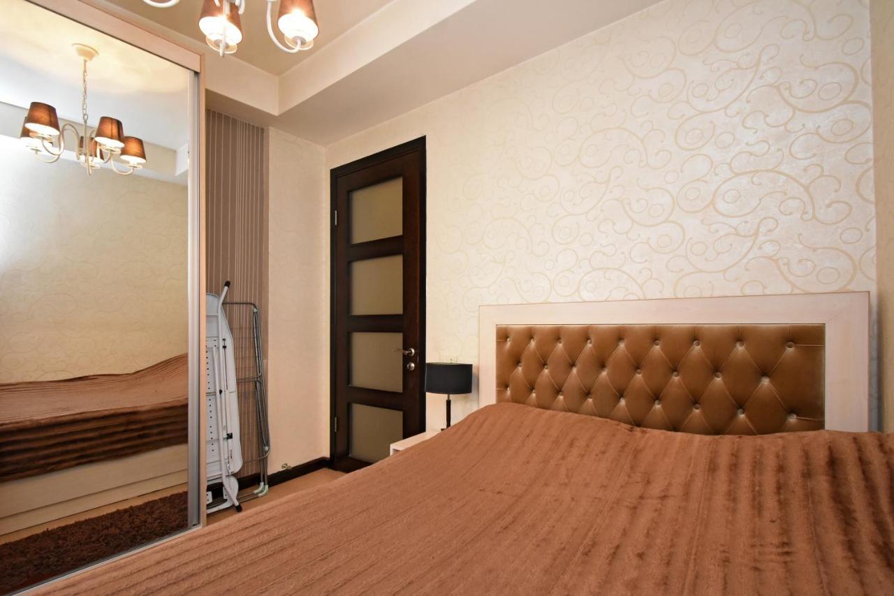 Galaxy Inn Luxury Hostel In Center Єреван Екстер'єр фото