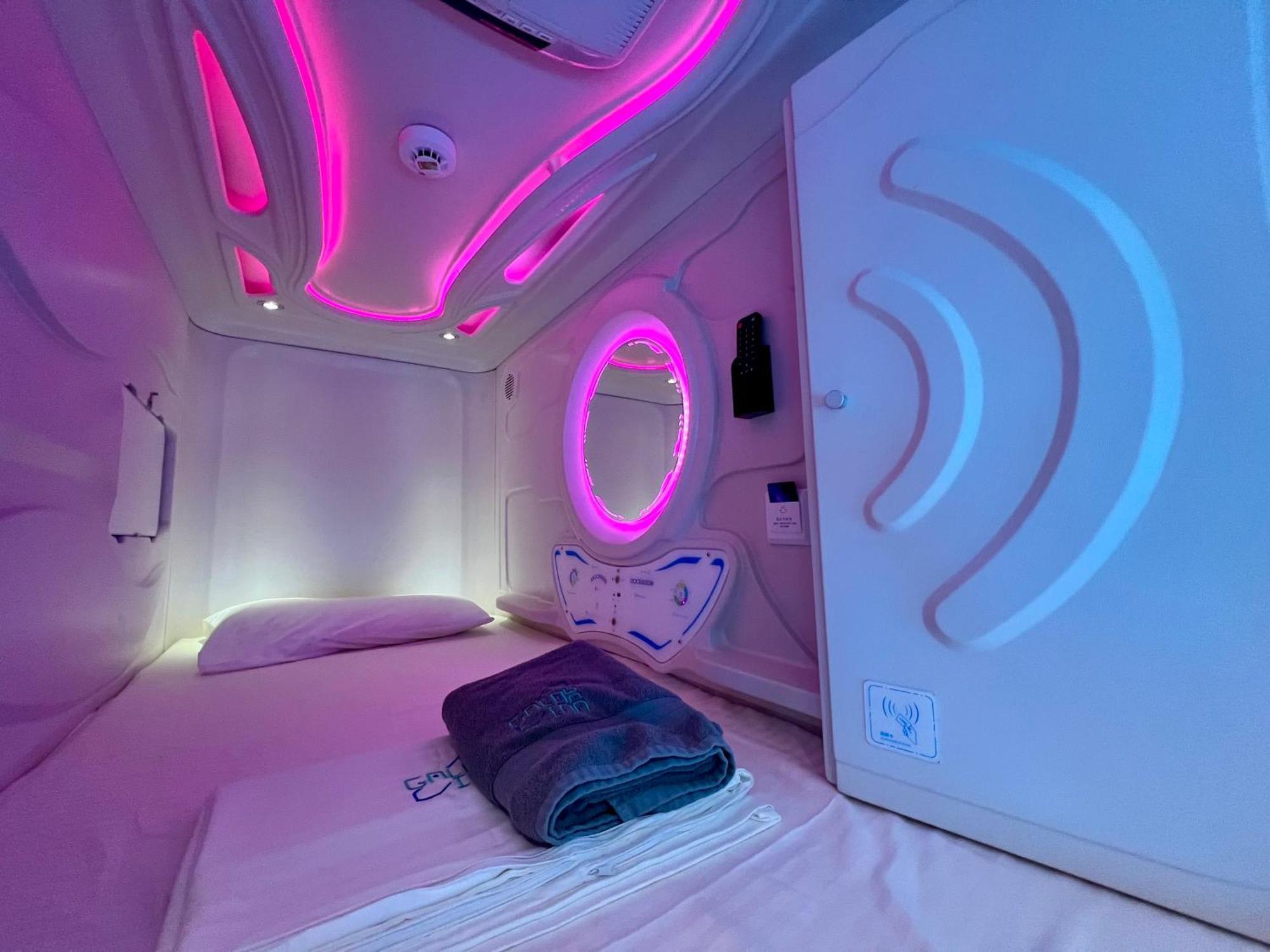 Galaxy Inn Luxury Hostel In Center Єреван Екстер'єр фото